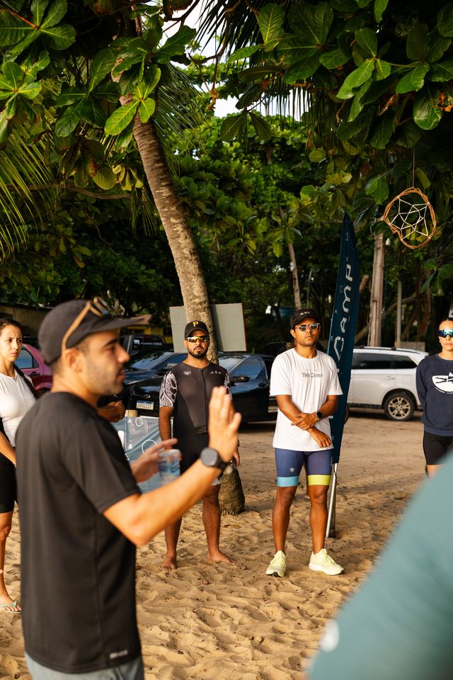 Briefing dos atletas na areia